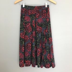 LulaRoe Madison Skirt roses pockets Large